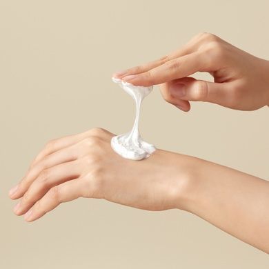 Пенка для умывания с экстрактом риса и кислотами I'm From Rice Whip Facial Cleanser, 150 мл на KRKR.COM.UA