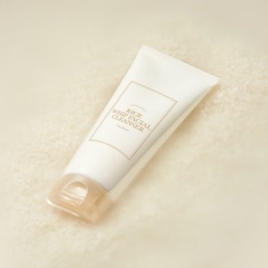 Пенка для умывания с экстрактом риса и кислотами I'm From Rice Whip Facial Cleanser, 150 мл на KRKR.COM.UA