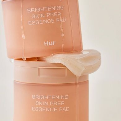 Осветляющие тонер-пады для упругости и ровного тона кожи лица House of Hur Brightening Skin Prep Essence Pad, 70 шт на KRKR.COM.UA