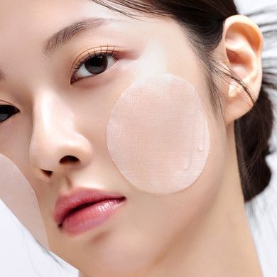 Осветляющие тонер-пады для упругости и ровного тона кожи лица House of Hur Brightening Skin Prep Essence Pad, 70 шт на KRKR.COM.UA