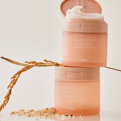 Осветляющие тонер-пады для упругости и ровного тона кожи лица House of Hur Brightening Skin Prep Essence Pad, 70 шт на KRKR.COM.UA