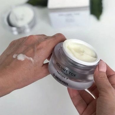 Антивозрастной пептидный крем для упругости кожи лица MEDIPEEL Peptide Volume Tox Cream Pro, 50 г на KRKR.COM.UA