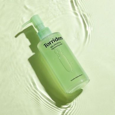 Успокаивающий очищающий гель для чувствительной кожи Torriden Balanceful Cica Cleansing Gel, 200 мл на KRKR.COM.UA