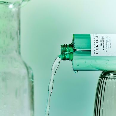 Очищувальний тонер з чайним комплексом та центеллою азіатсько SKIN1004 Madagascar Centella Tea-Trica Purifying Toner, 210 мл на KRKR.COM.UA