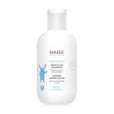 Фото Мягкий шампунь против себорейных корочек BABE Laboratorios PEDIATRIC Cradle Cap Shampoo, 200 мл на KRKR.COM.UA