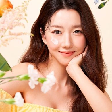 Легкий солнцезащитный флюид для лица SPF50+ PA++++ House of Hur Weightless Sun Fluid, 10 мл на KRKR.COM.UA