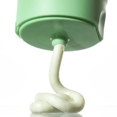 Мягкий очищающий гель для умывания с матча House of Hur Matcha Gentle Clearing Face Wash, 150 мл на KRKR.COM.UA