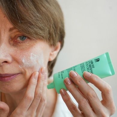 Уценка Солнцезащитный крем с Центеллой Benton Air Fit UV defense Sun Cream SPF50+/PA++++, 50 мл на KRKR.COM.UA