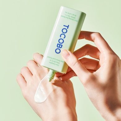 Успокаивающая солнцезащитная сыворотка с экстрактом центеллы TOCOBO Cica Calming Sun Serum SPF50+ PA++++, 50 мл на KRKR.COM.UA