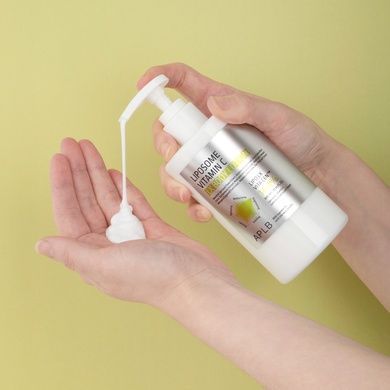 Лосьон для тела с липосомальным витамином С APLB Liposome Vitamin C LX Body Lotion, 300 мл на KRKR.COM.UA