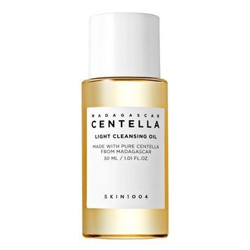 Гидрофильное масло с экстрактом азиатской центеллы SKIN1004 Madagascar Centella Light Cleansing Oil, 30 мл на KRKR.COM.UA